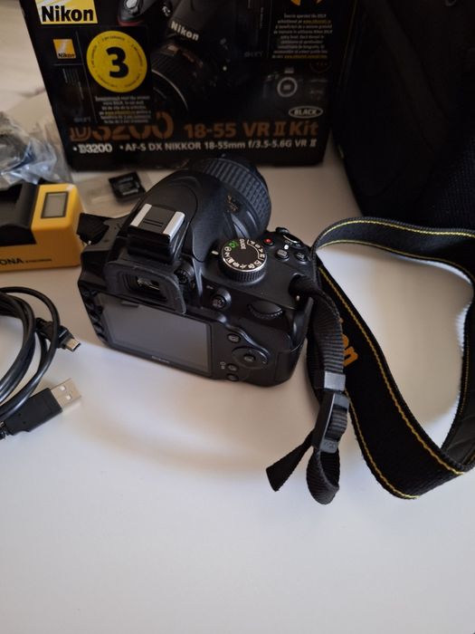 NIKON  D 3200 VR ||