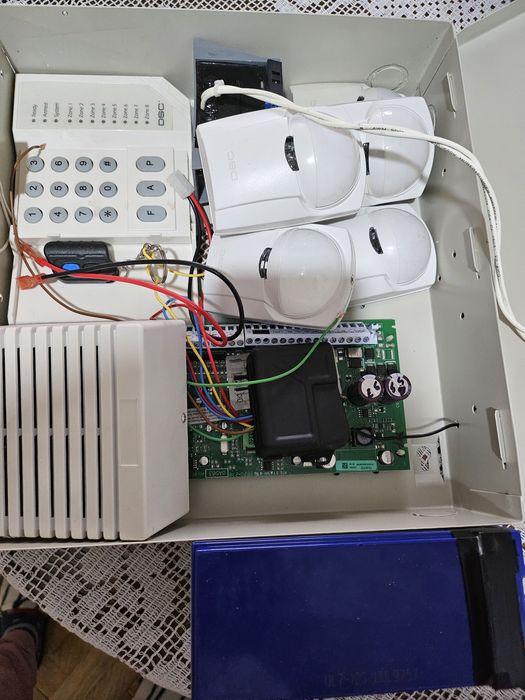 СОТ система с 5 датчика ,паникбутон