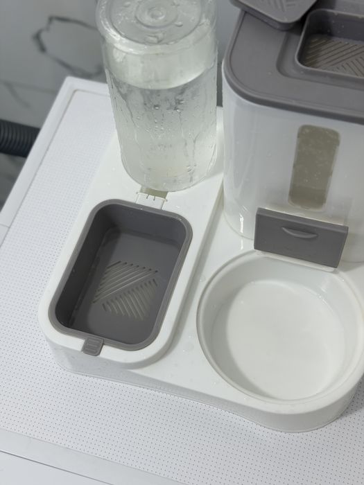 Поилка для кошек