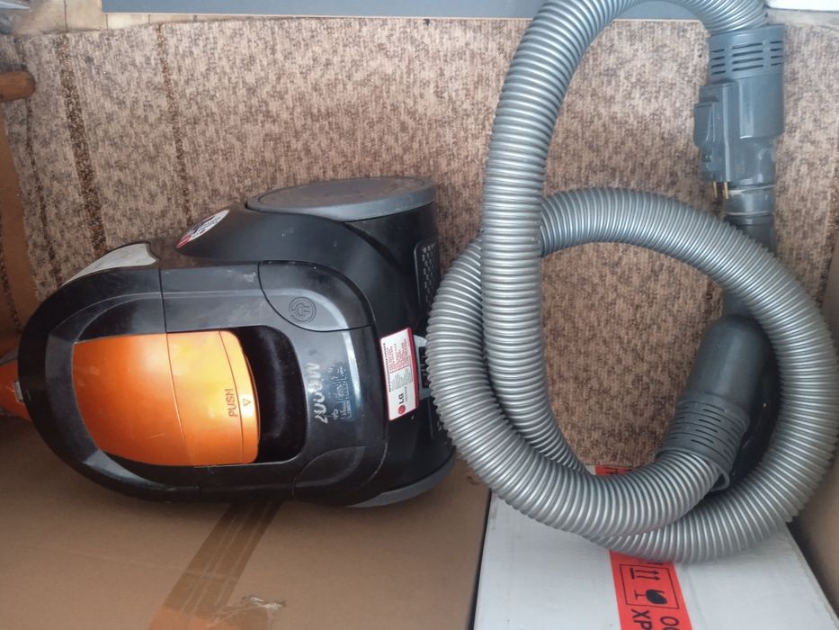 Пылесос LG на запчасти