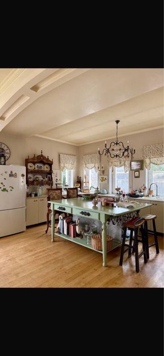 Продается большой дом