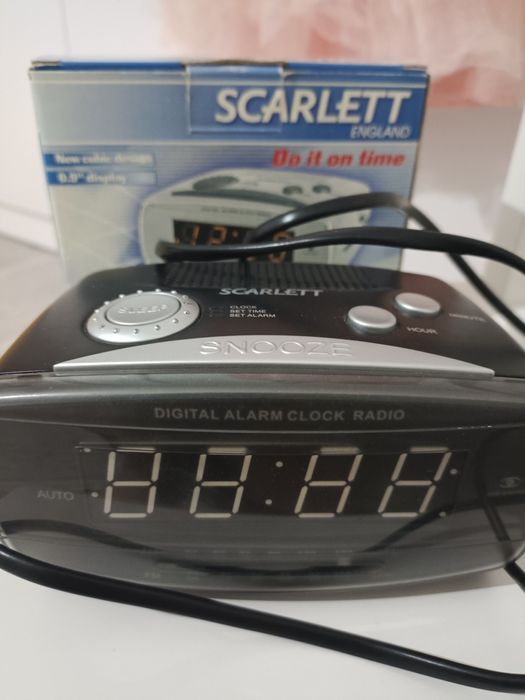 Продам радио с часами