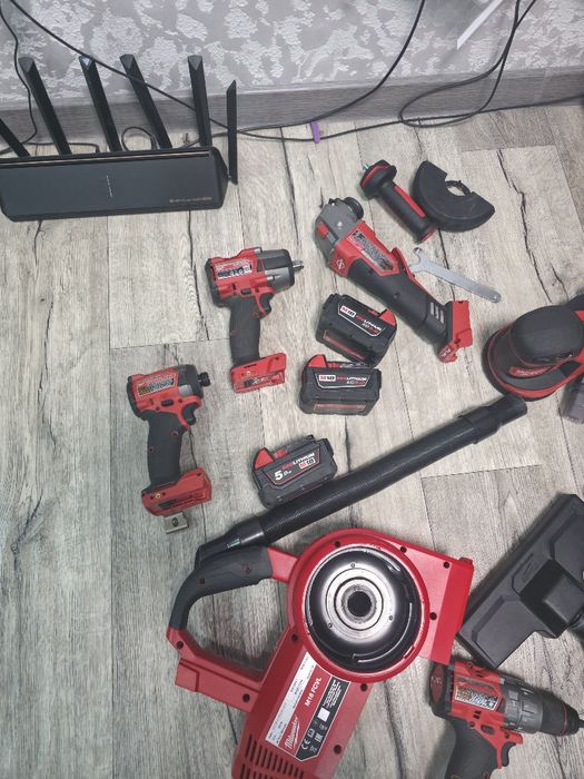 Продам инструмент Milwaukee