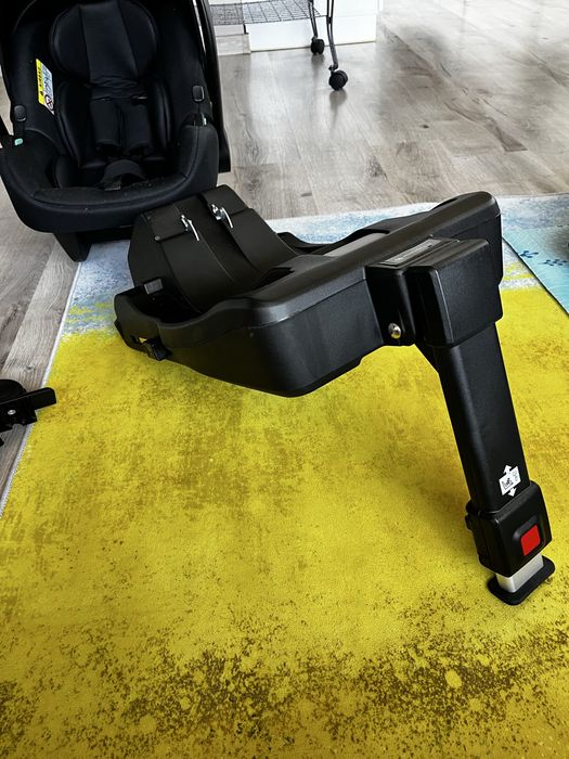 Комплект Isofix база и кошница за кола Cosmo, черна