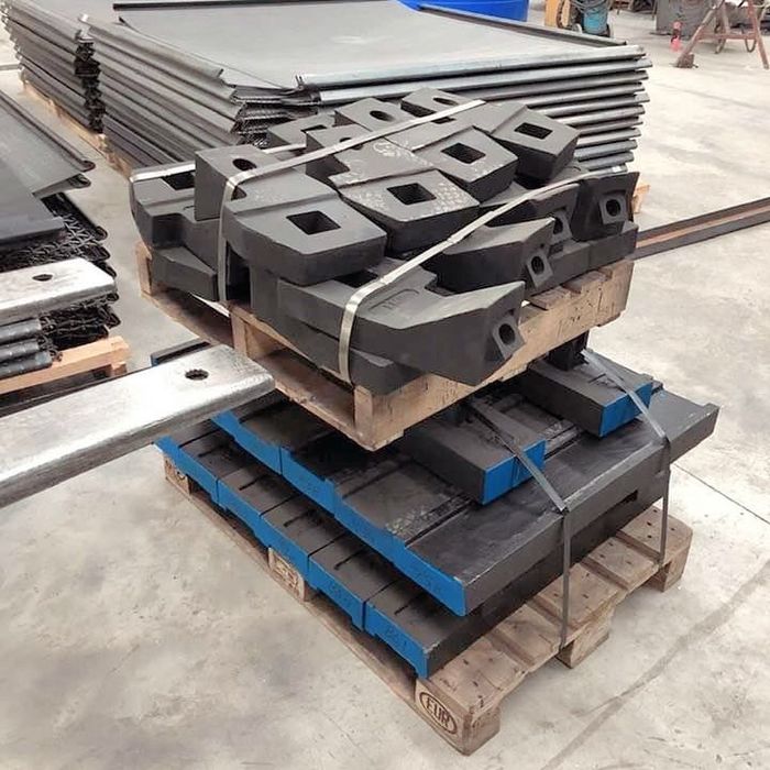 Ciocane pentru concasor