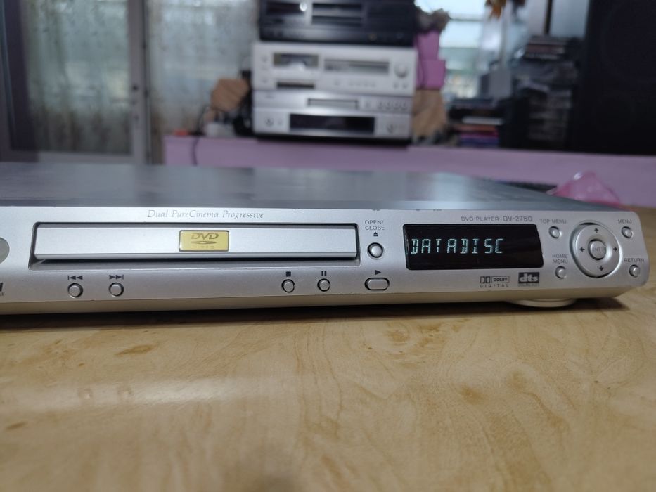 CD DVD player Pioneer DV-275-S
Player DVD/CD
