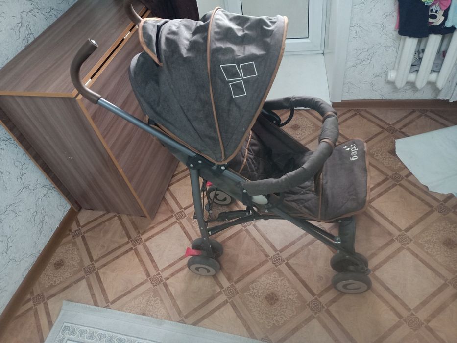 Продам детскую коляску