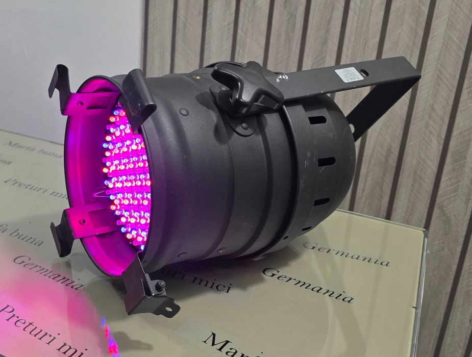 Litecraft LED PAR 64 AT3 RGB DMX – Proiector Scenă
