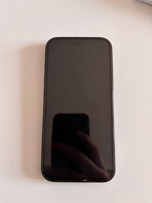 Айфон 15 идеал.