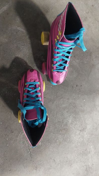 Ролкови кънки за момиче