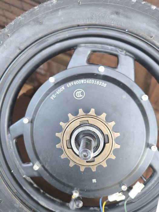 Мотор колесо14 дюйм.48 вольт.400ватт 100доллар.Аккулулятор+ заряда 100