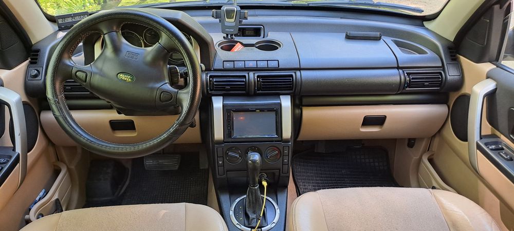 Land Rover 4x4 facelift 2004