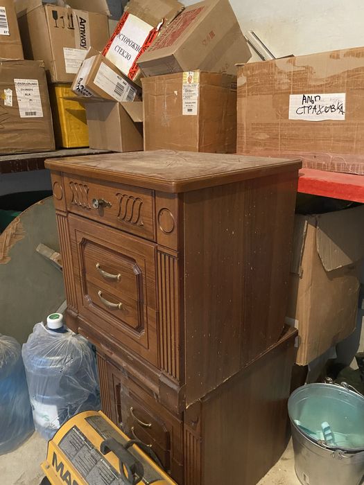 Продам прикроватные тумбы