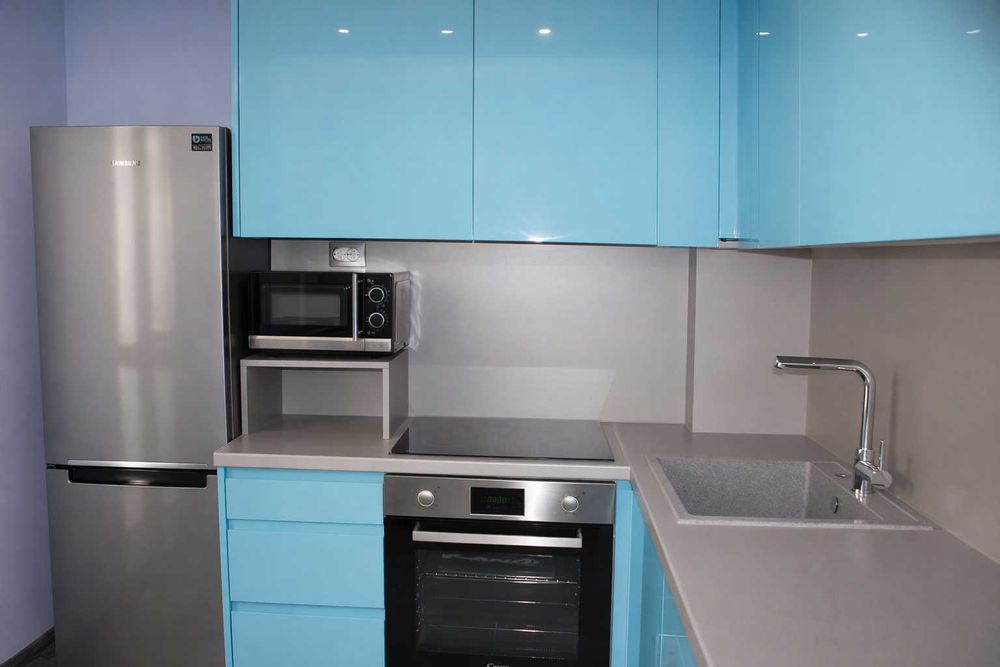 Тристаен ап. под наем в Центъра на София