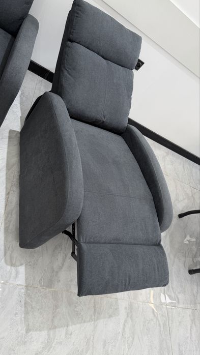 СРОЧНО  Кресло реклайнер сатылады