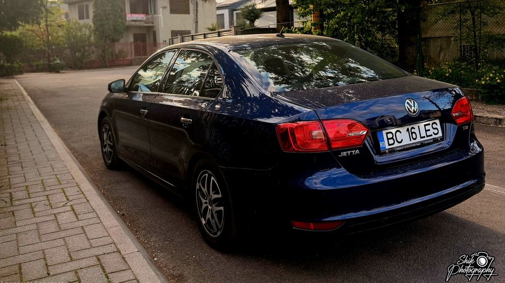 Volkswagen Jetta (2014) – 1.6 TDI | Foarte Îngrijită | Dotări Multimedia Premium