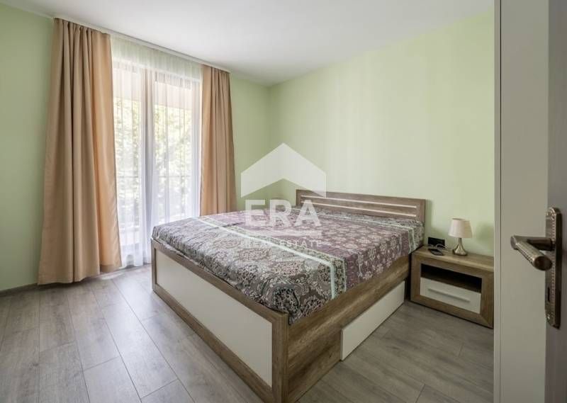 Дава се под наем Тристаен апартамент в София, Кръстова вада - 123 кв.м за 1396.38 € - Снимка #7