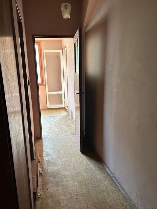 Продава се Двустаен апартамент в София, Надежда 1 - 67 кв.м за 1792 €/кв.м - Снимка #1