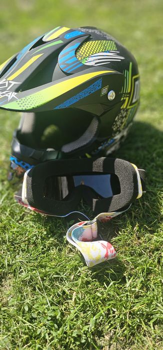 Vând cască cross sau mtb