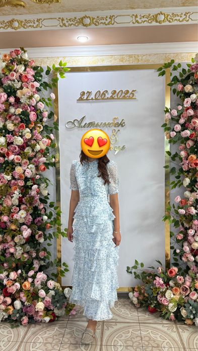 Продам женские платья