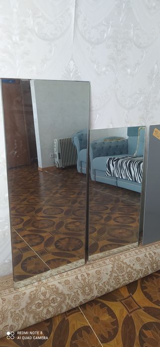 Продам зеркало мебельное