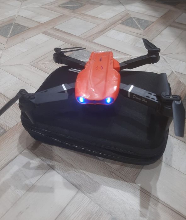 Дрон е99             .