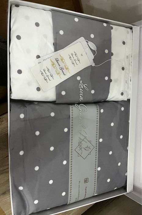 Set lenjerie pat premium Laura Grand Home - mai multe culori