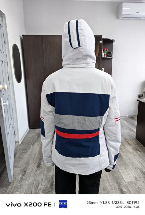 Продам куртку лыжную