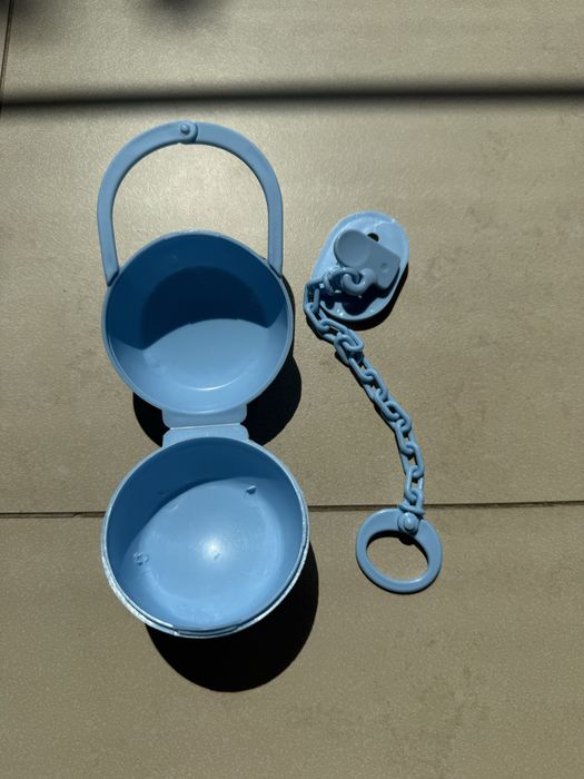 Красива кутия за биберон