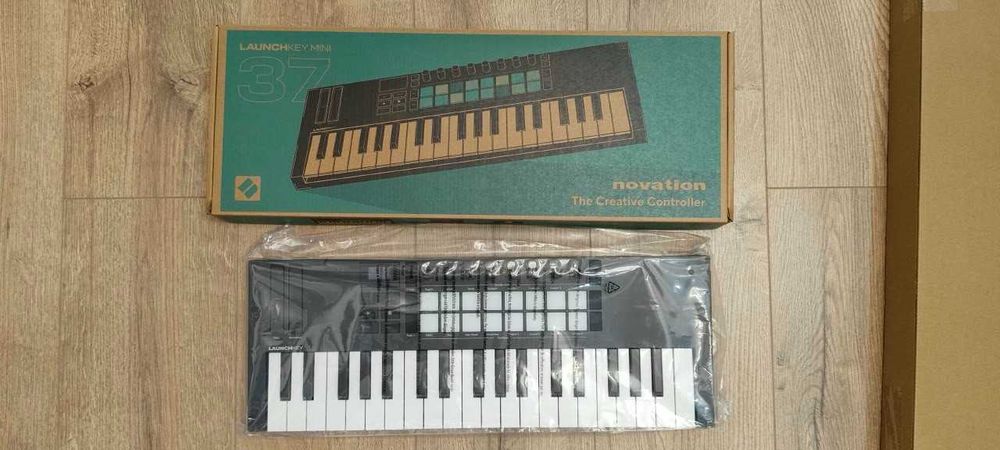 Novation Launchkey Mini 37 MK4