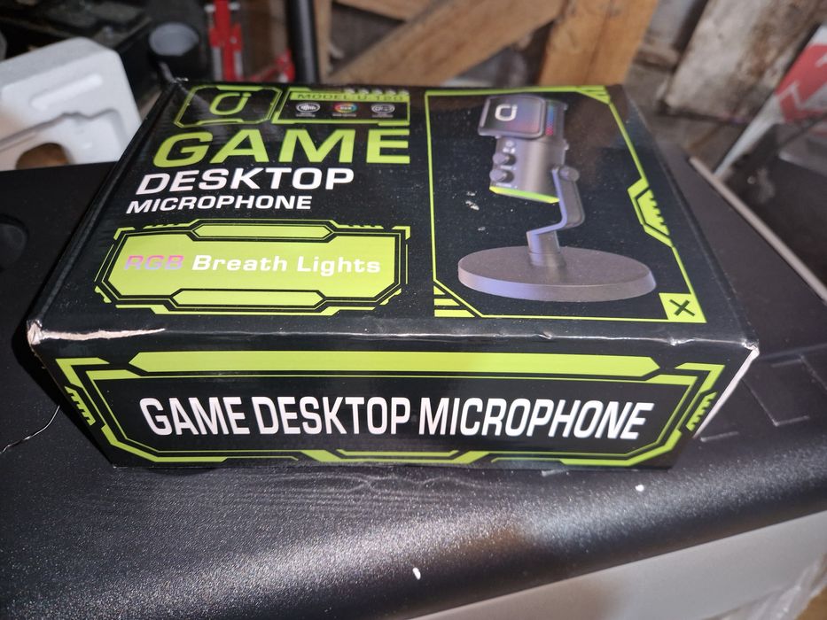 Microfon dextop nefolosit