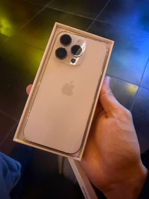 Айфон 14 про  отличное сост