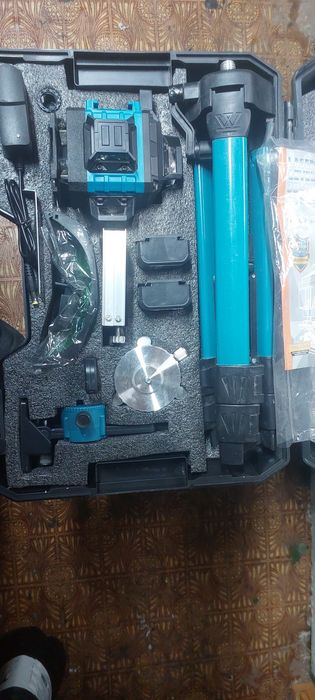 Продам лазерный уровень бу