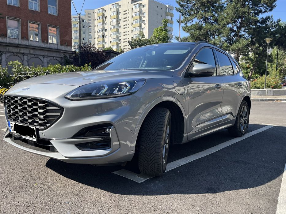 FORD Kuga 2022 — imagine 2