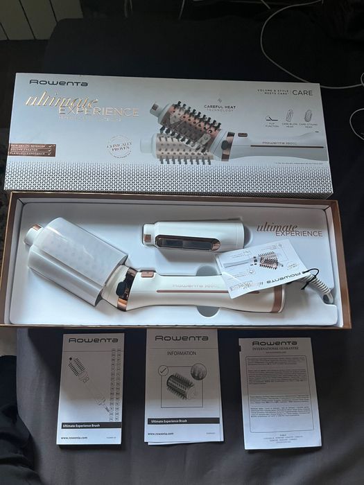 Peria rotativă cu aer cald Rowenta Ultimate Experience Brush Activ Ultimate Care. NOU