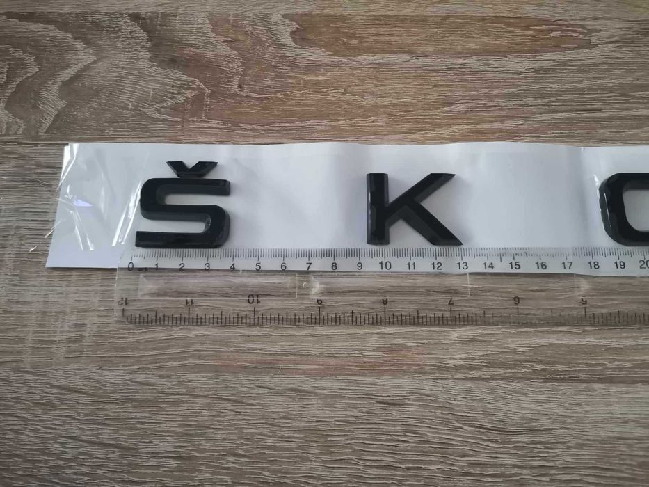 Skoda Шкода черен надпис голям размер
