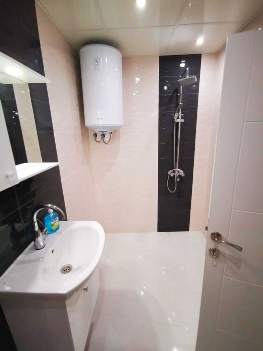 Дава се под наем Двустаен апартамент в Пловдив, Гагарин - 117 кв.м за 348.84 € - Снимка #6