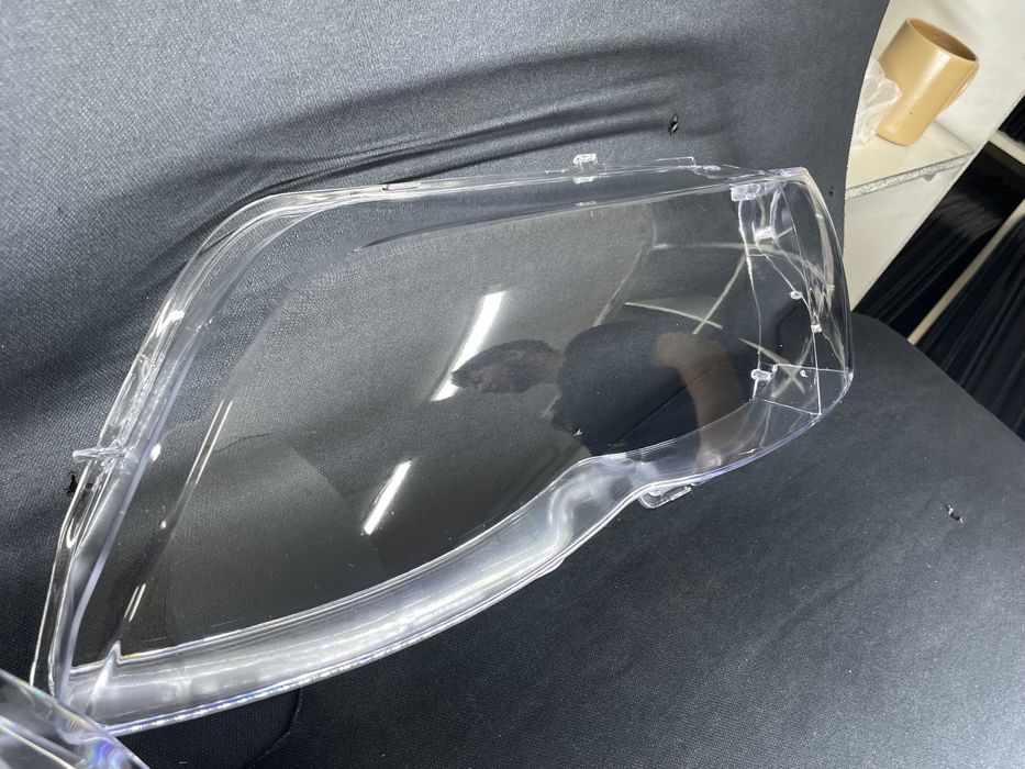 Стекла на фары Бмв Х5 Е53