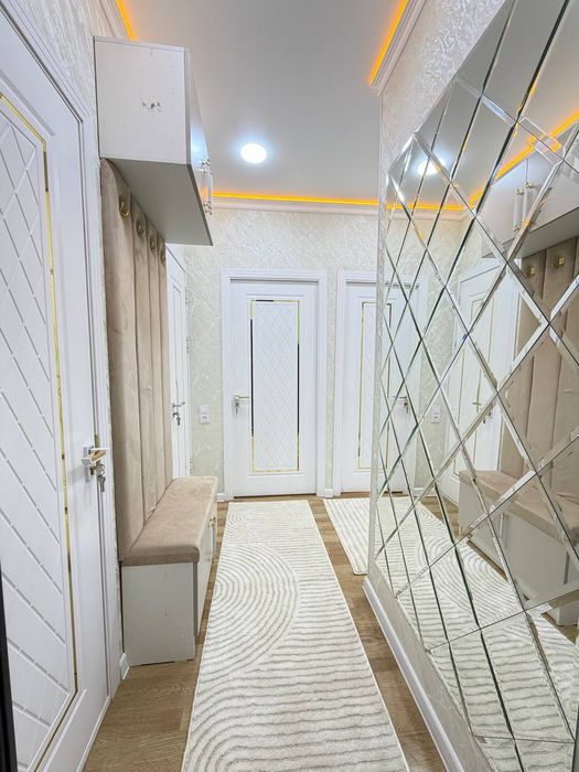 Чиланзар-11 кв 3-4/3/4.65м2 Срочно продам квартиру