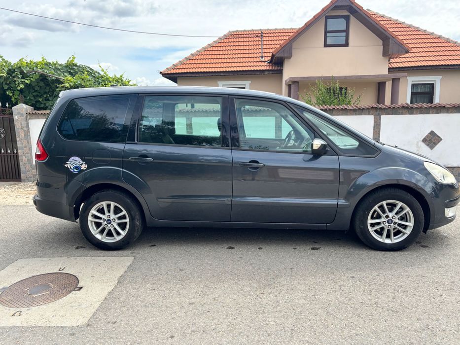 Autoturism Ford Galaxy