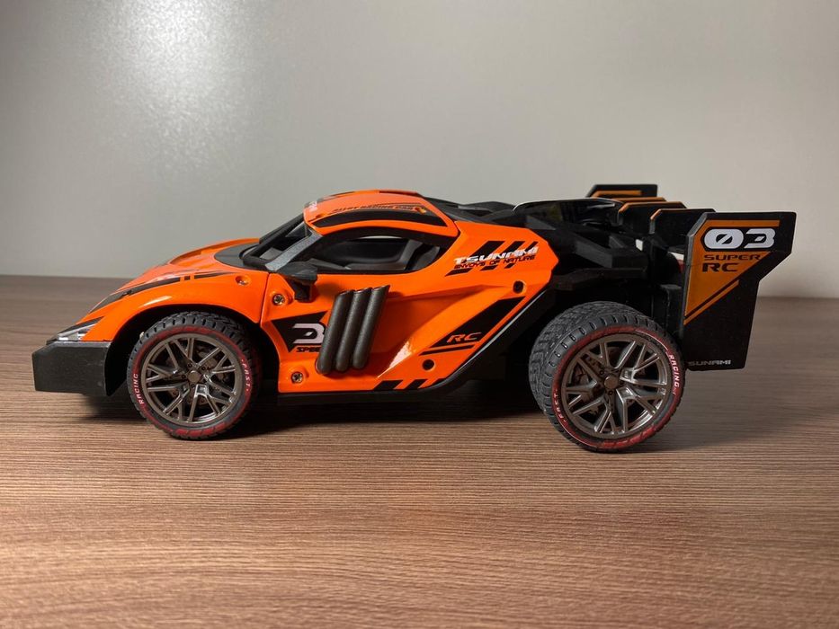 Радиоуправляемая машина с паром