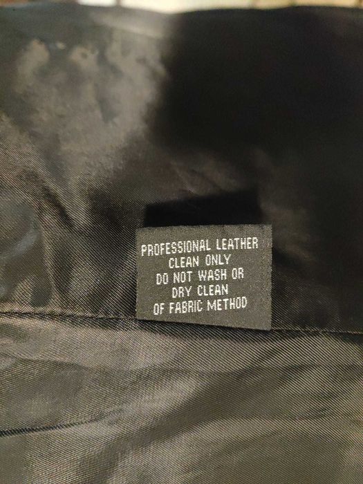 Scurta de dama din material piele intoarsa