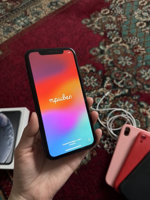 Телефон айфон Xr