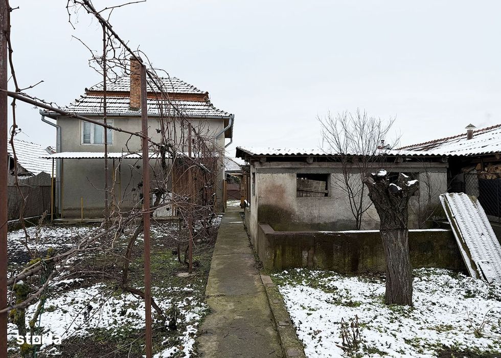 Casa pentru 2 sau mai multe generatii - URVIND