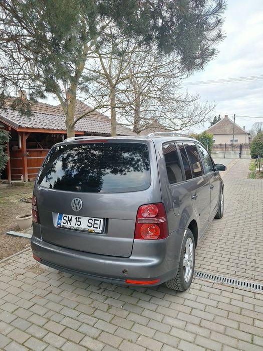 VOLKSWAGEN Touran 2003 — imagine 3