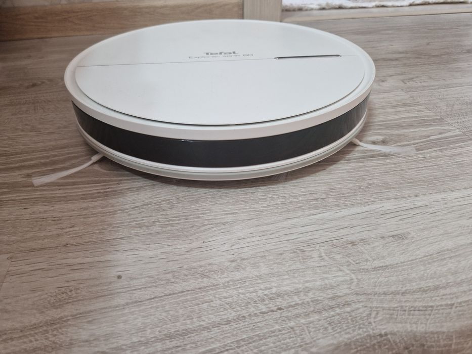 Продам робот пылесос