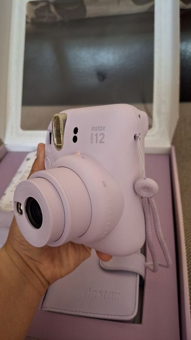 Комплект Fujifilm - Instax Mini 12, фотоапарат, албум, калъф,  цвят лилав, с гаранция