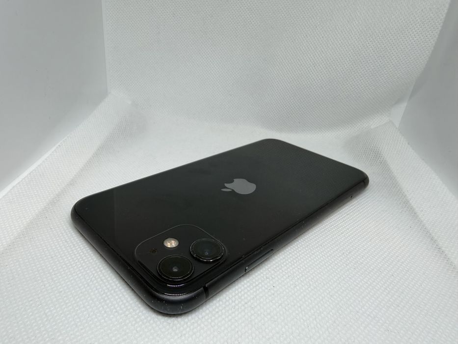 Iphone 11 black 64Gb + Bonus 5 huse + 1 sticla !!!