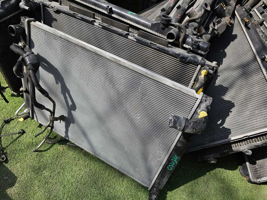 Радиатор Toyota HARRIER