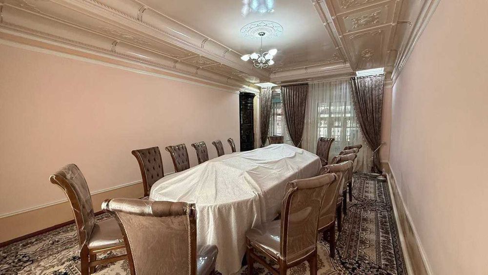 Срочна ховли уй сотилади